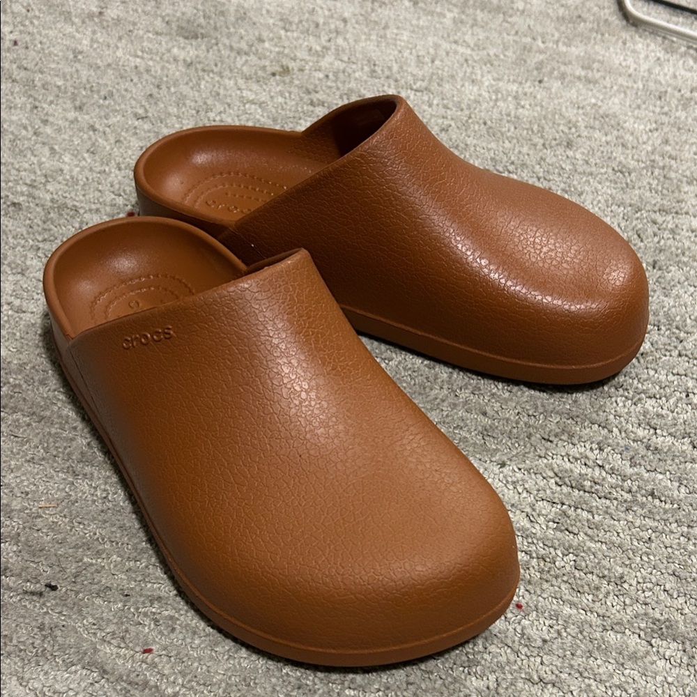 CROCS Classic Tan Clogs